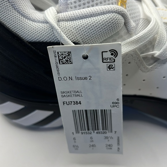 Adidas Basketball Shoes size 6.5 NIB - Picture 9 of 10